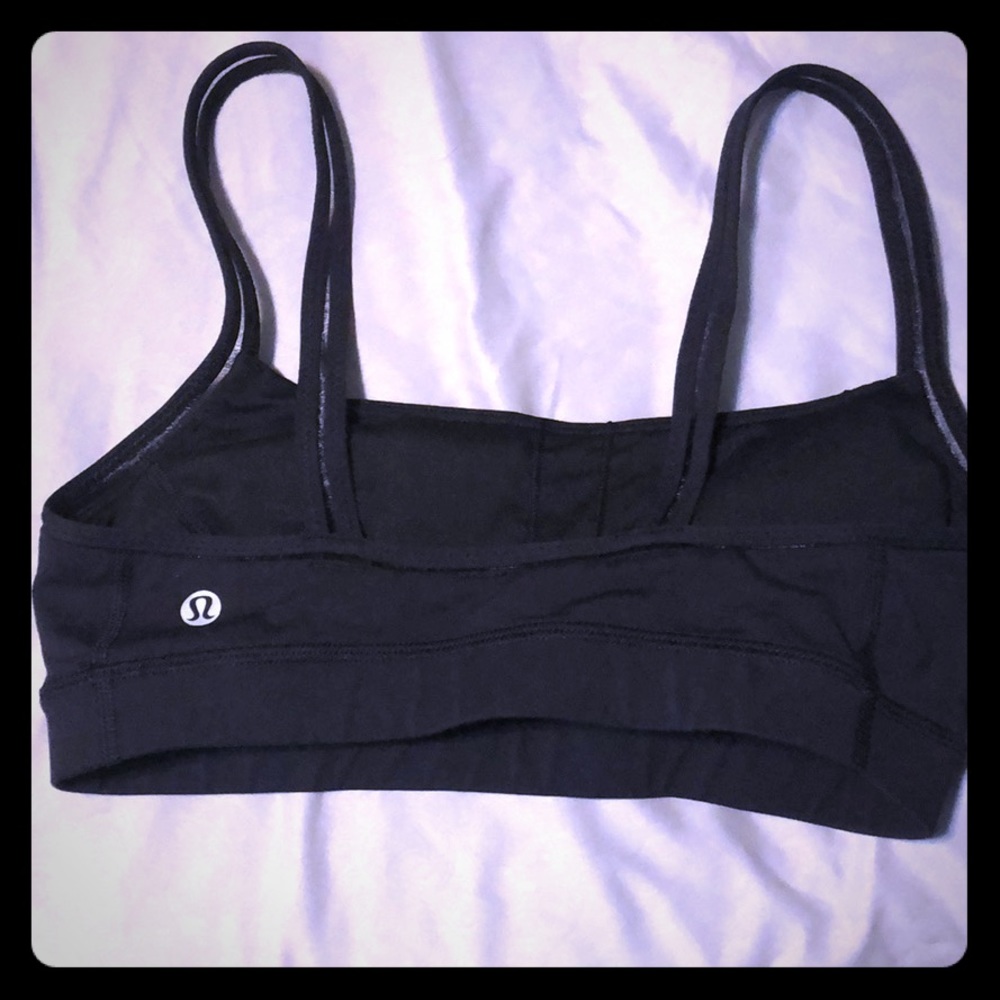 Lululemon black sports bra